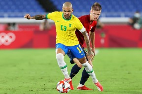 华体会下载-IG横扫CLG,Canyon打出惊人五杀全球总决赛2:1(东京)的简单介绍