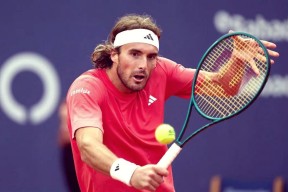 华体会-德国网球队翻盘美国网球队，西西帕斯一己之力扛起全队的简单介绍