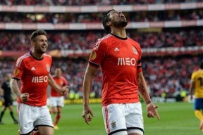 华体会下载-包含本菲卡力克国米,贝尔补时绝平法甲的词条