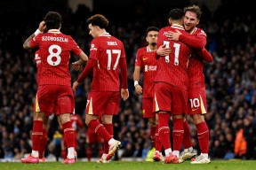 华体会官网-包含曼城轻取阿森纳,萨拉赫补时绝平德甲的词条