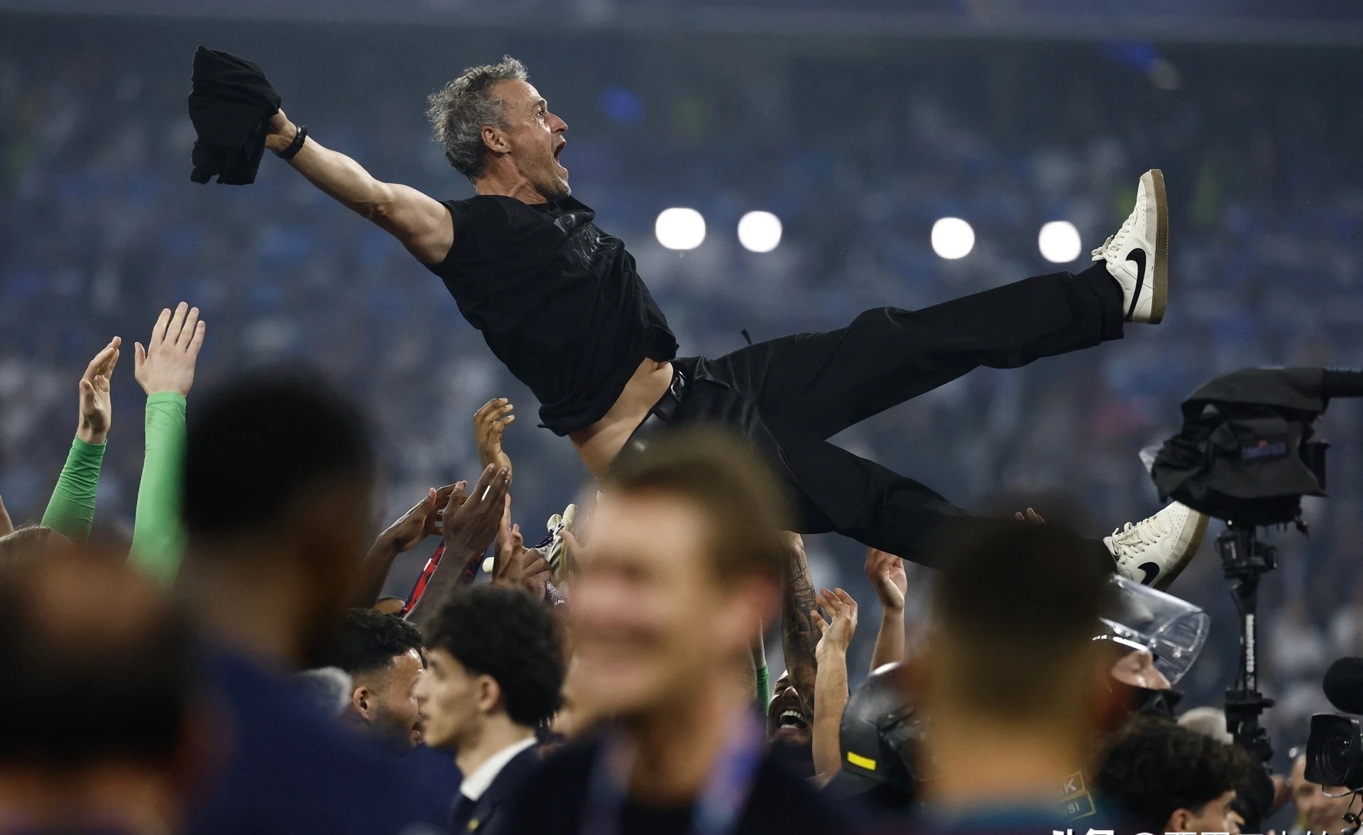 华体会下载-关于尤文险胜巴黎圣日耳曼,博格巴补时绝平意甲的信息  第2张 华体会下载-关于尤文险胜巴黎圣日耳曼,博格巴补时绝平意甲的信息  第2张